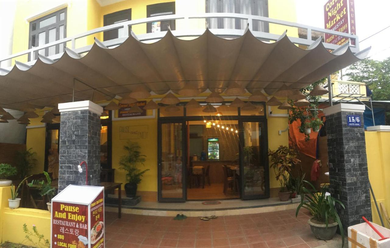Corner Night Market Homestay Хойан Экстерьер фото